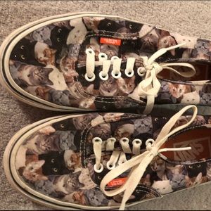 Cat Vans